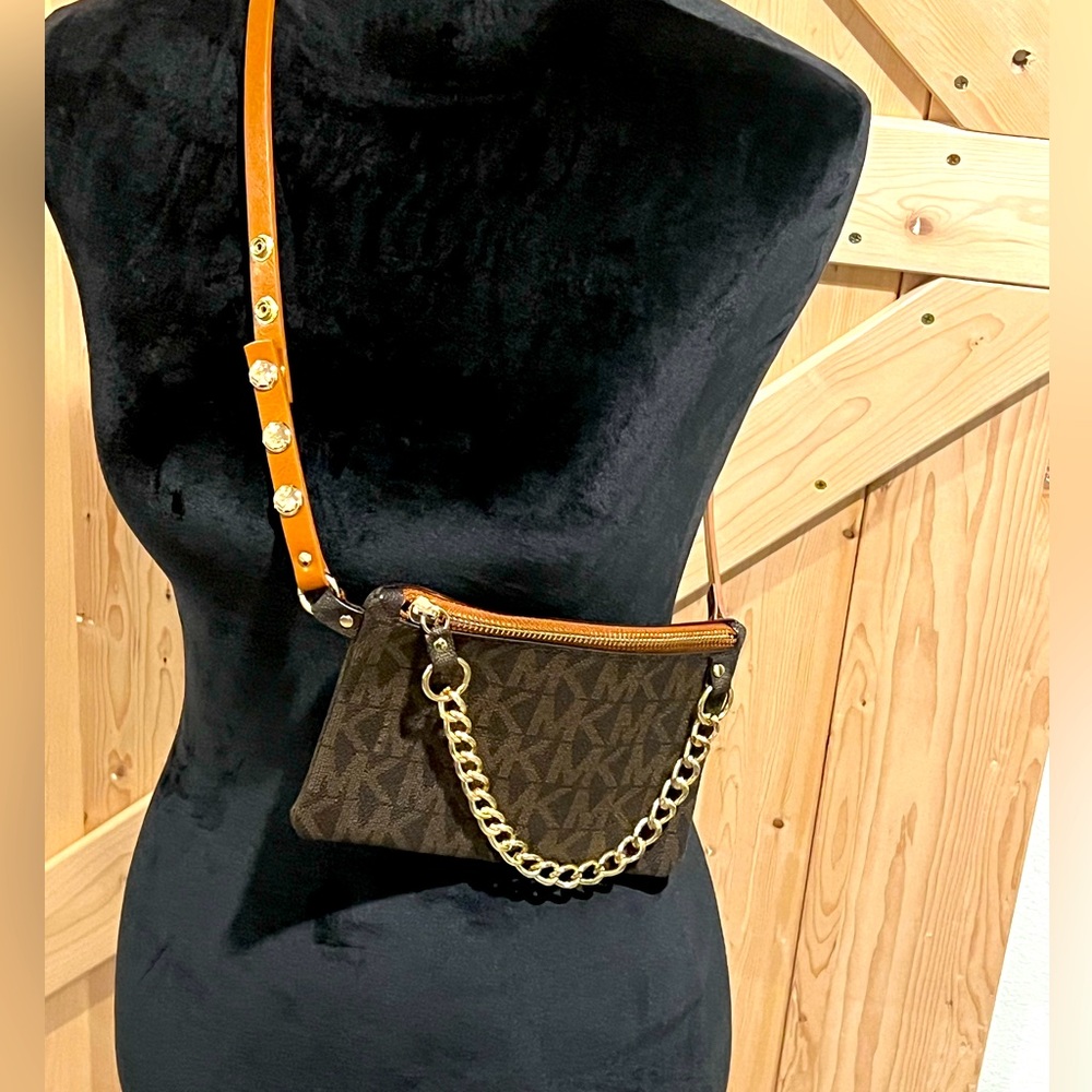 Sold 💯Michael Kors, the Signature Logo Pull Chain Belt (Brown)